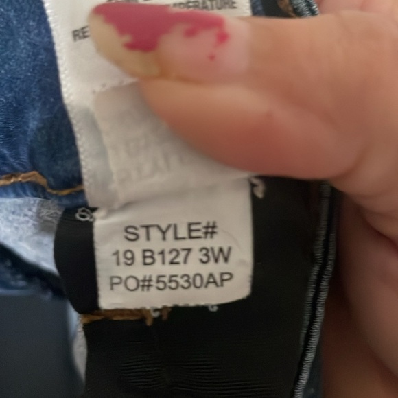 Aeropostale High Waisted Denim Jegging Size 2 - Picture 7 of 10